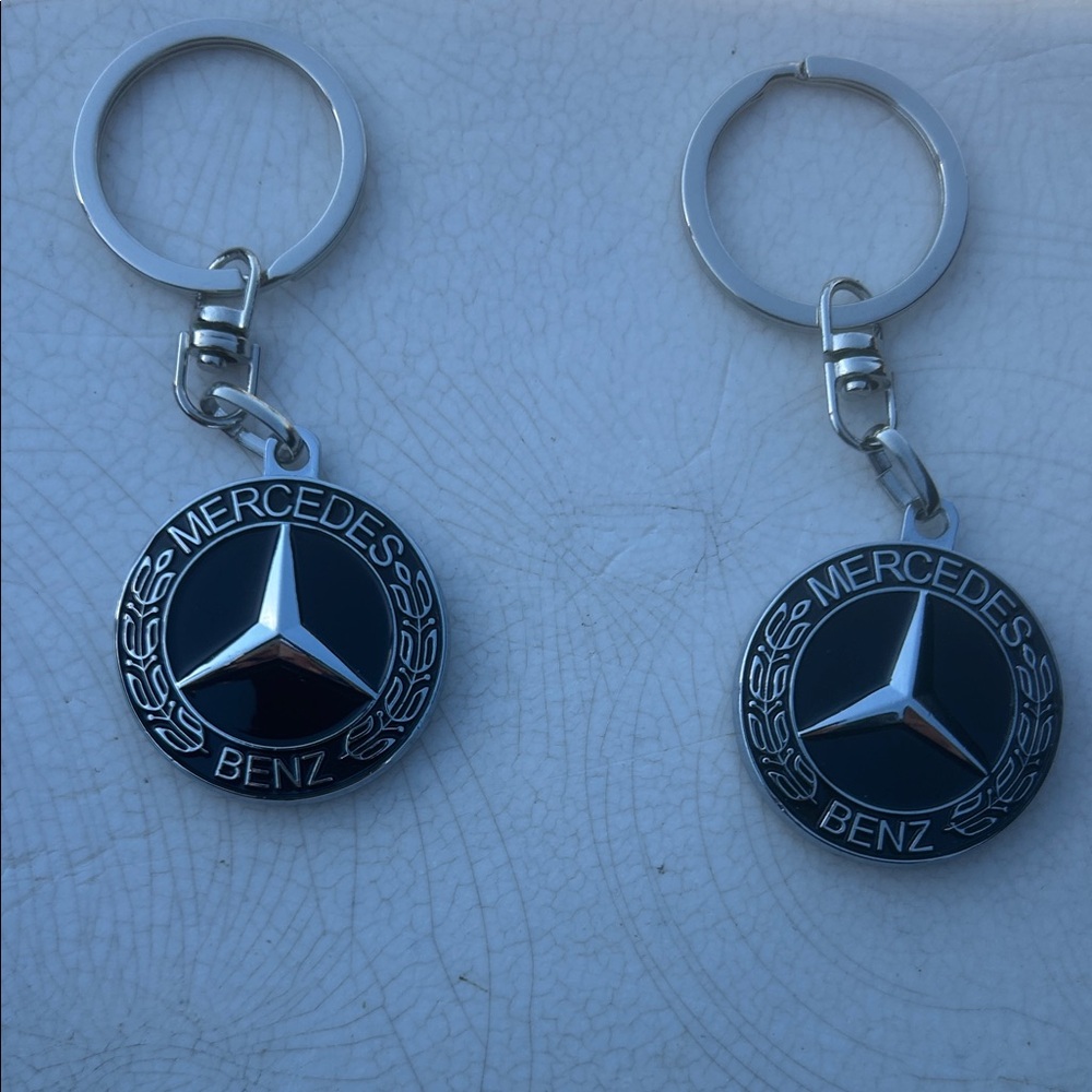 Black and Silver Keychain Set